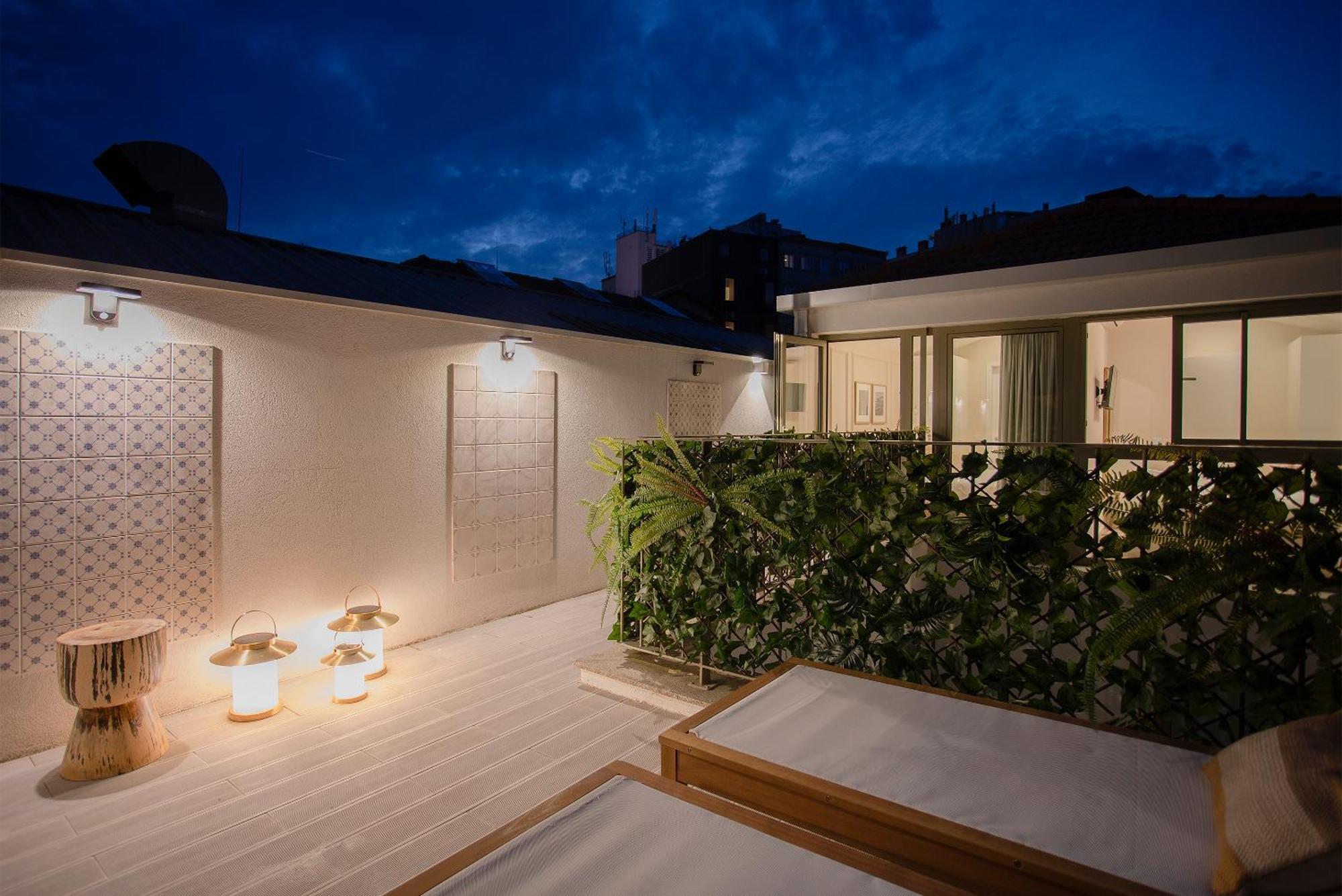 Appartamento Liiiving In Porto - Soho Urban Retreat Esterno foto