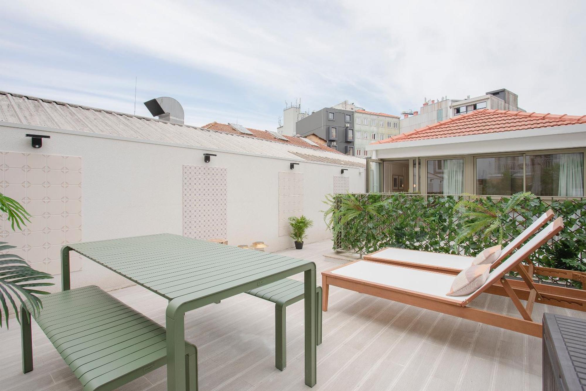 Appartamento Liiiving In Porto - Soho Urban Retreat Esterno foto