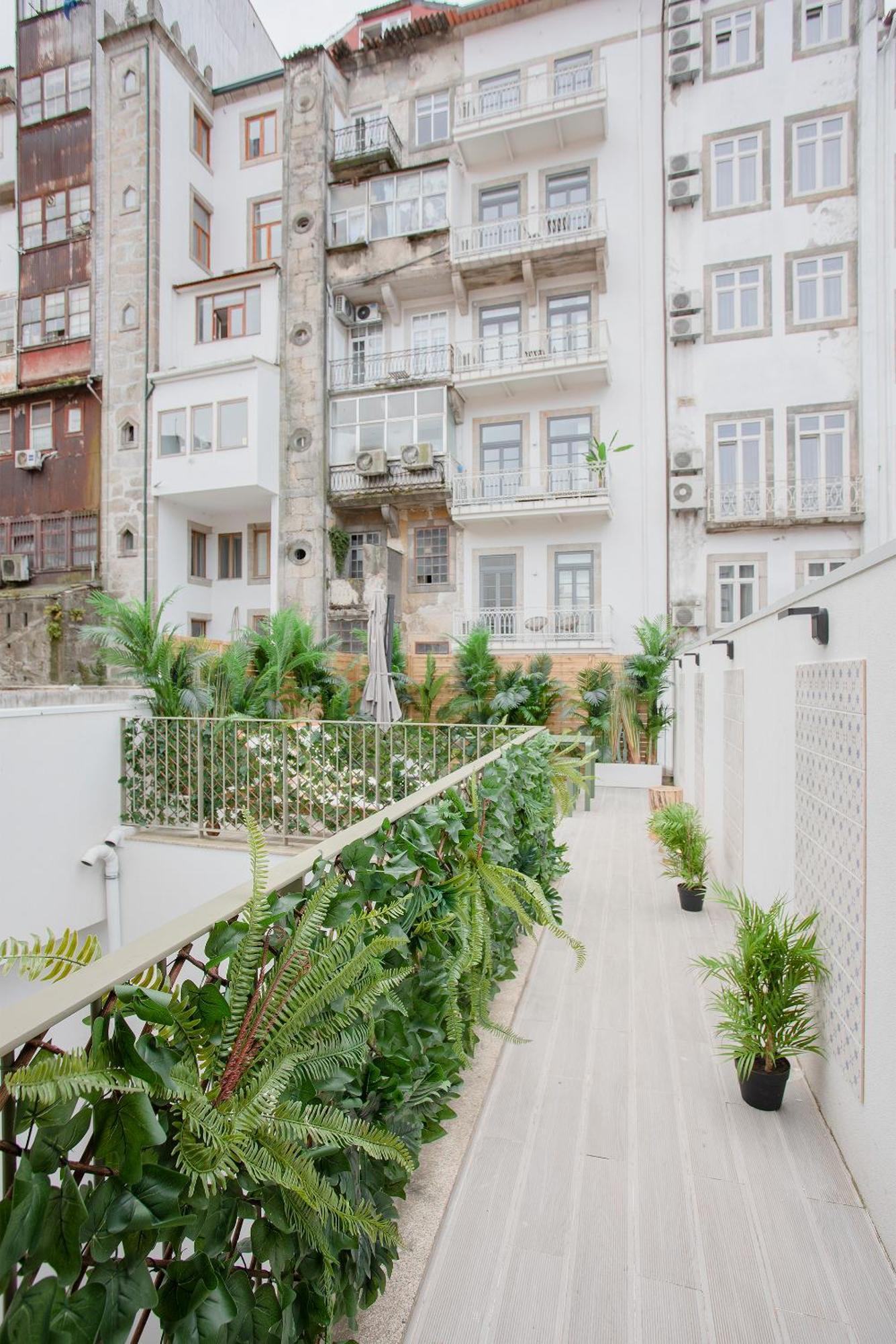Appartamento Liiiving In Porto - Soho Urban Retreat Esterno foto