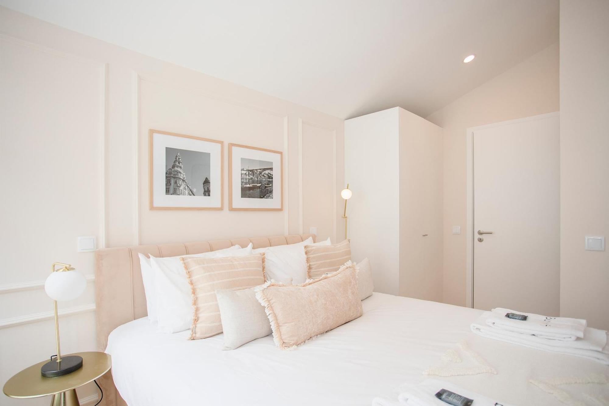 Appartamento Liiiving In Porto - Soho Urban Retreat Esterno foto