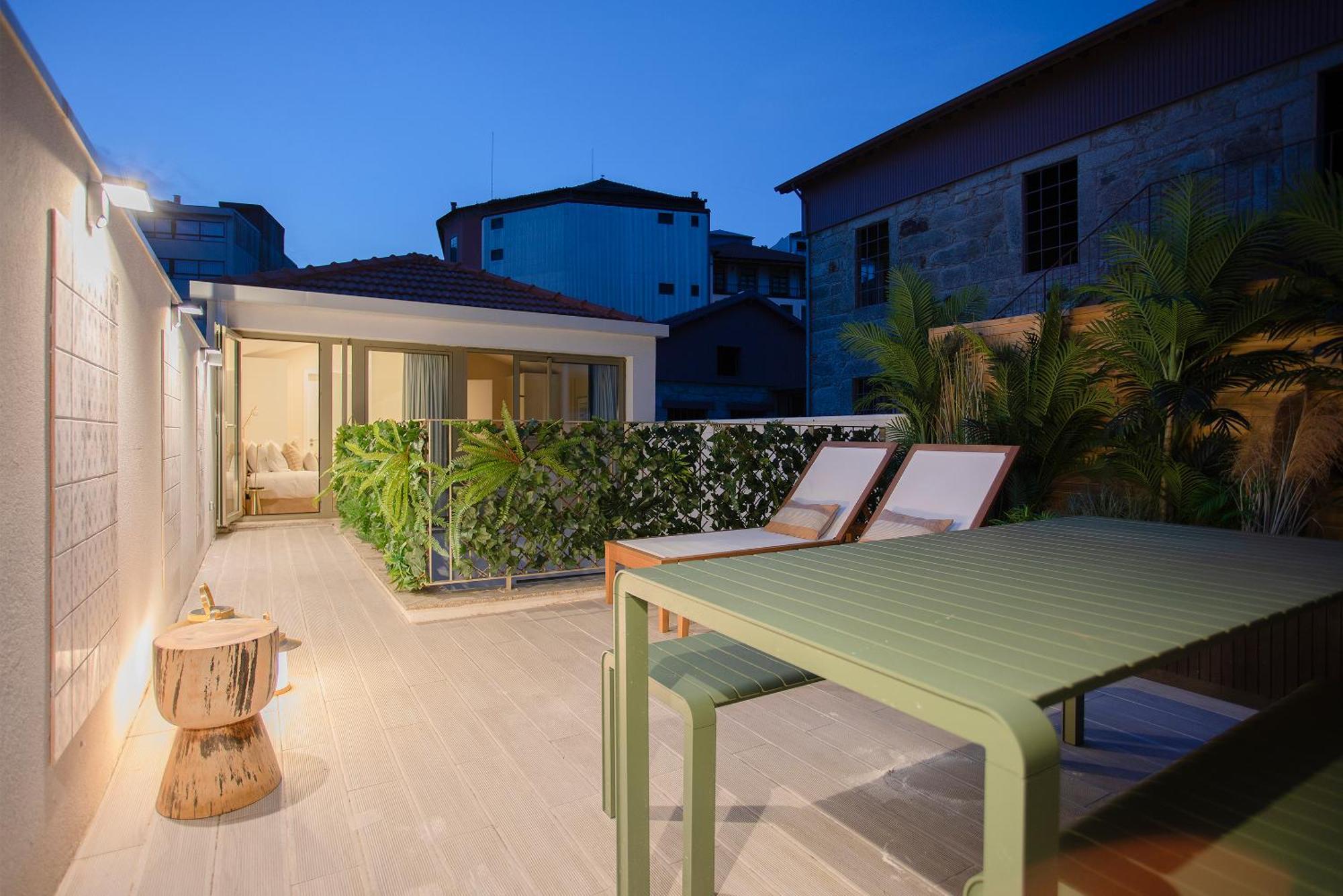 Appartamento Liiiving In Porto - Soho Urban Retreat Esterno foto